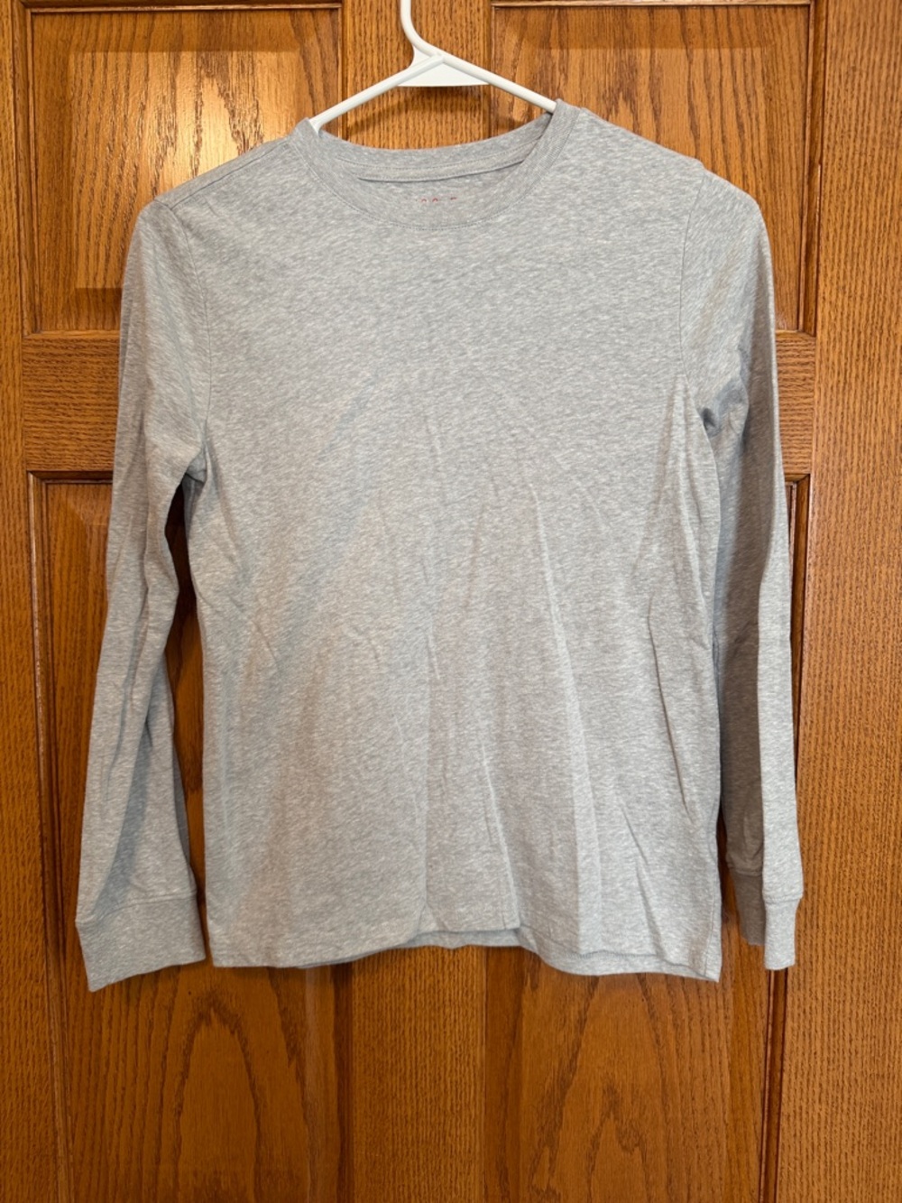 Cat & Jack Light Gray Long-Sleeve Tee
